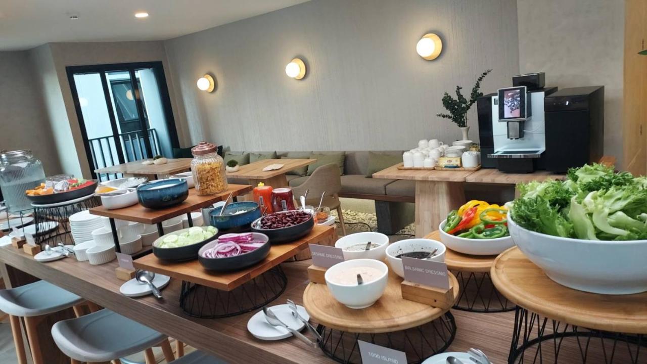 Wellness Stay & Hotel Sukhumvit 107 방콕 외부 사진