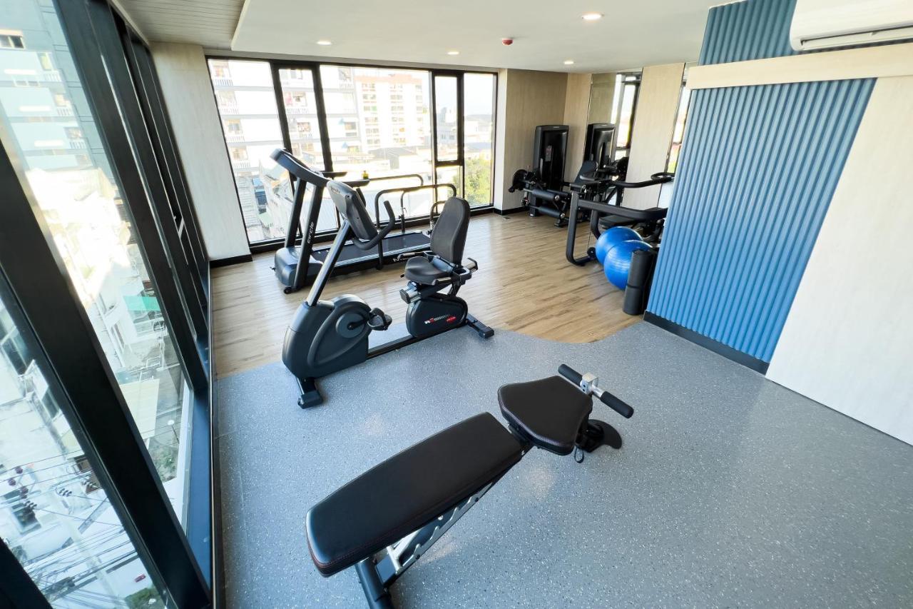 Wellness Stay & Hotel Sukhumvit 107 방콕 외부 사진