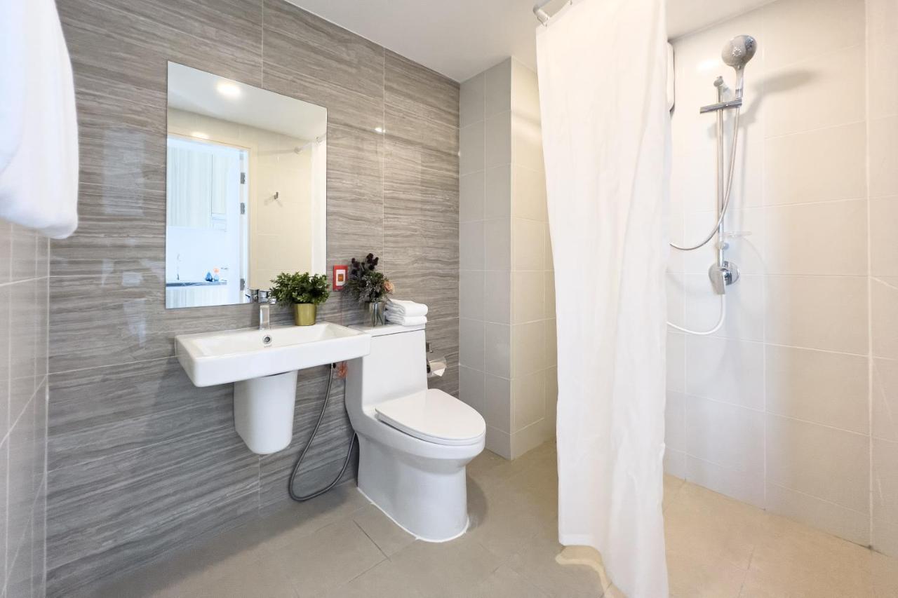 Wellness Stay & Hotel Sukhumvit 107 방콕 외부 사진