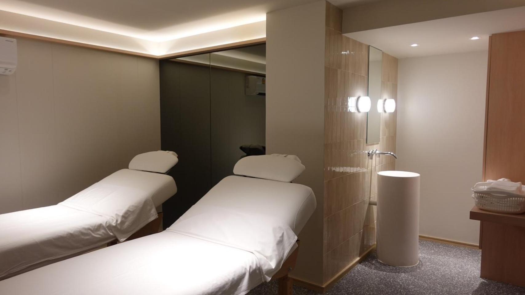 Wellness Stay & Hotel Sukhumvit 107 방콕 외부 사진